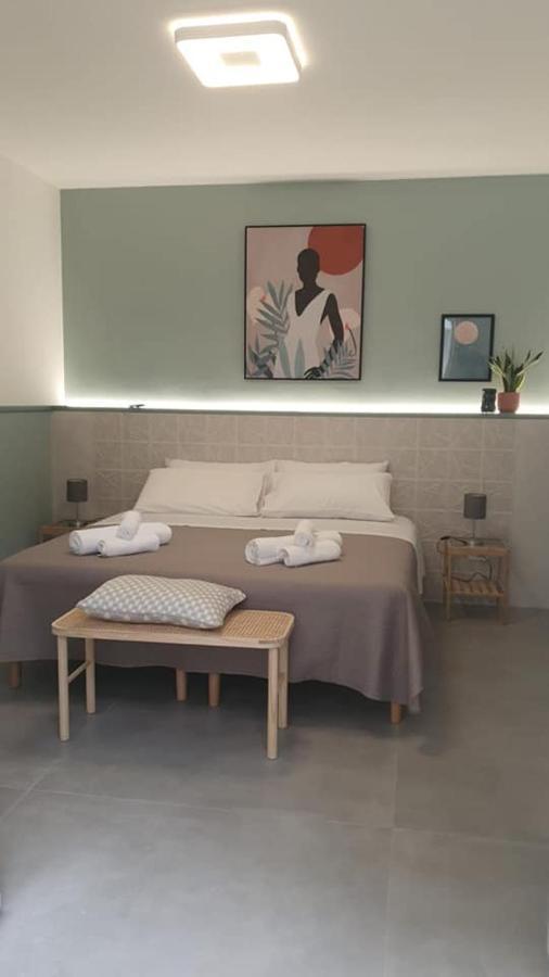 Casa Di Monique 1 Apartment Бари Екстериор снимка