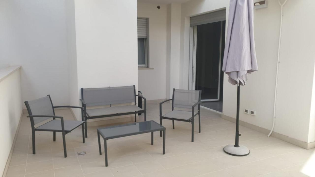 Casa Di Monique 1 Apartment Бари Екстериор снимка